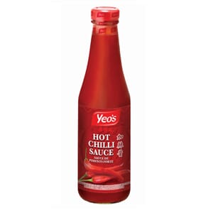 --- Hot chili sauce Yeos 24 x 300 ml